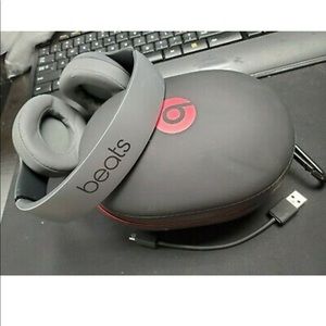 Beats Studio3 wireless Noise Cancelling